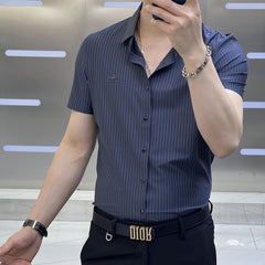 Men's Short-Sleeve Striped Shirt – Slim Fit Casual Elegance