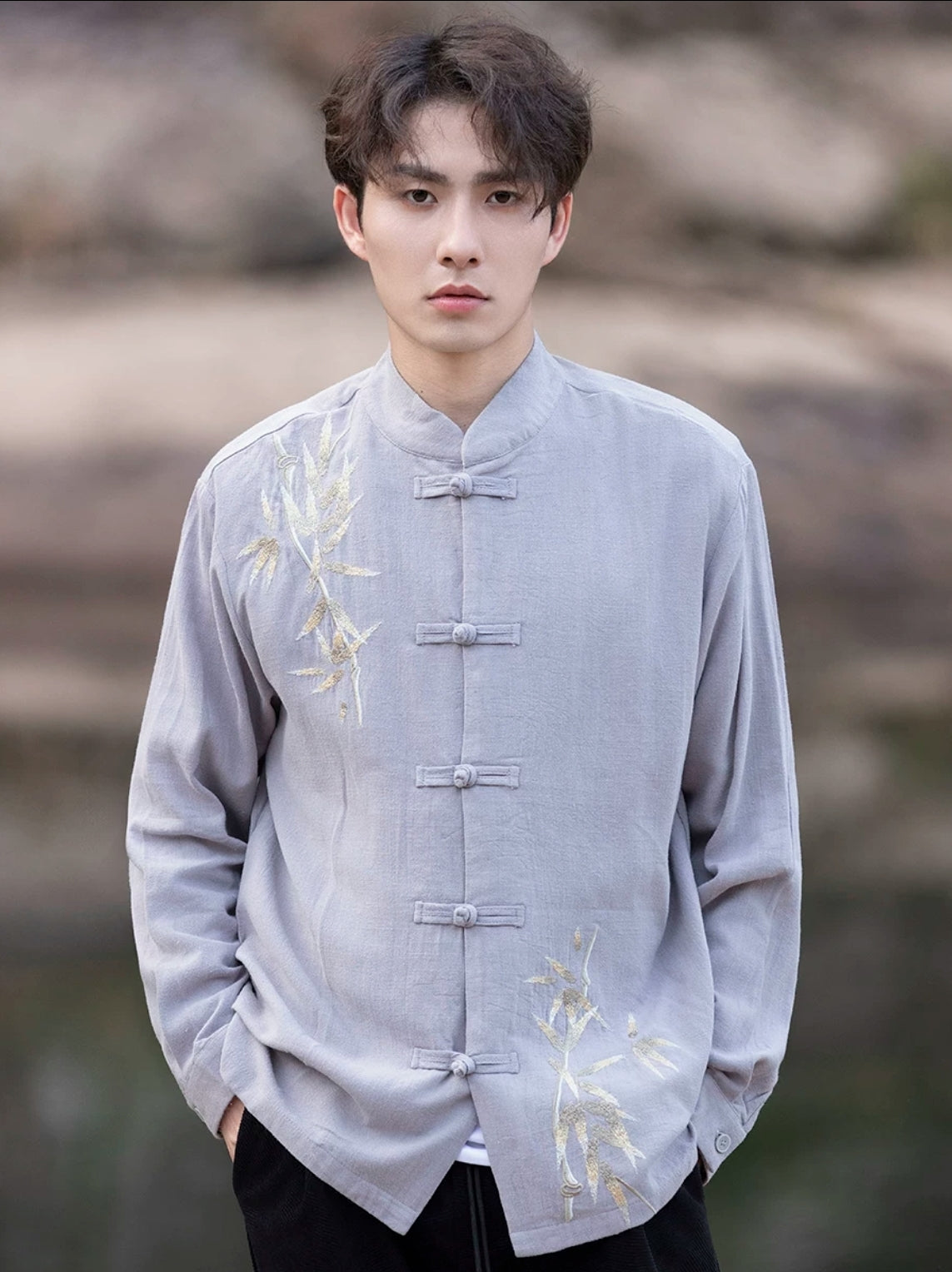 Buckle Bamboo Leaf Embroidery Chinese Style Long Sleeved Shirt