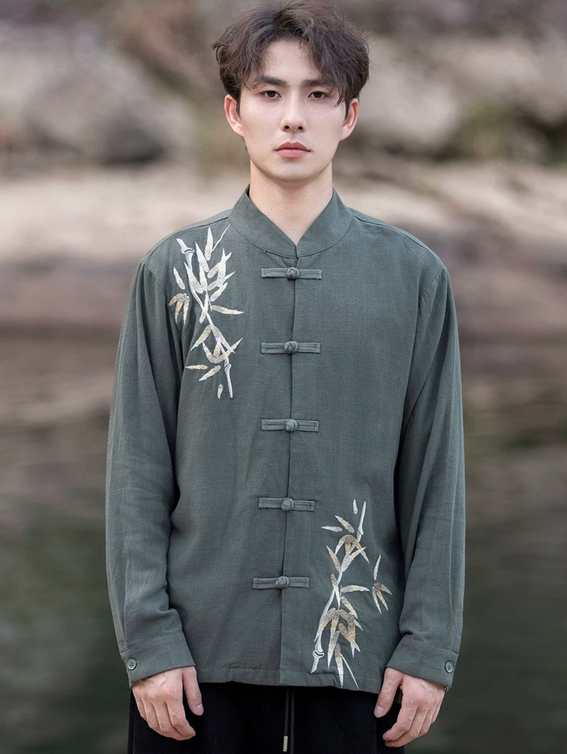 Buckle Bamboo Leaf Embroidery Chinese Style Long Sleeved Shirt